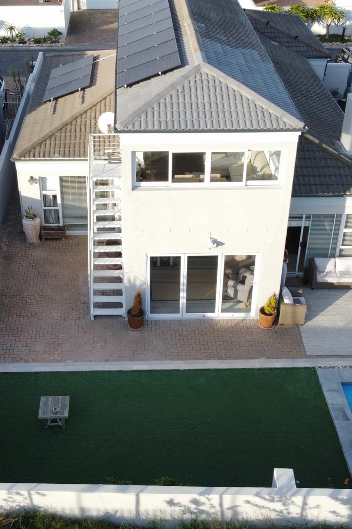 big bay kitesurfing accommodation in cape town